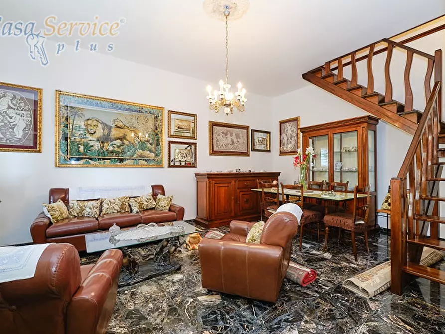 Immagine 21 di Villa in vendita  in Via Tazzoli a Ugento