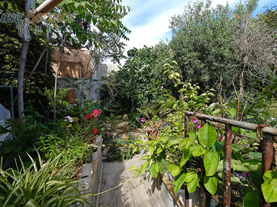 Immagine 33 di Villa in vendita  in Via Tazzoli a Ugento