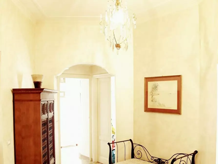 Immagine 8 di Appartamento in vendita  in Via Orvieto a Roma