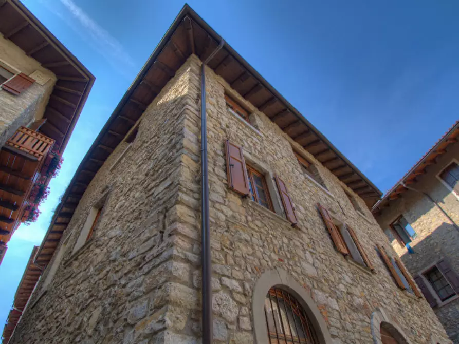 Immagine 6 di Appartamento in vendita  in Via Brocchetti a Tenno