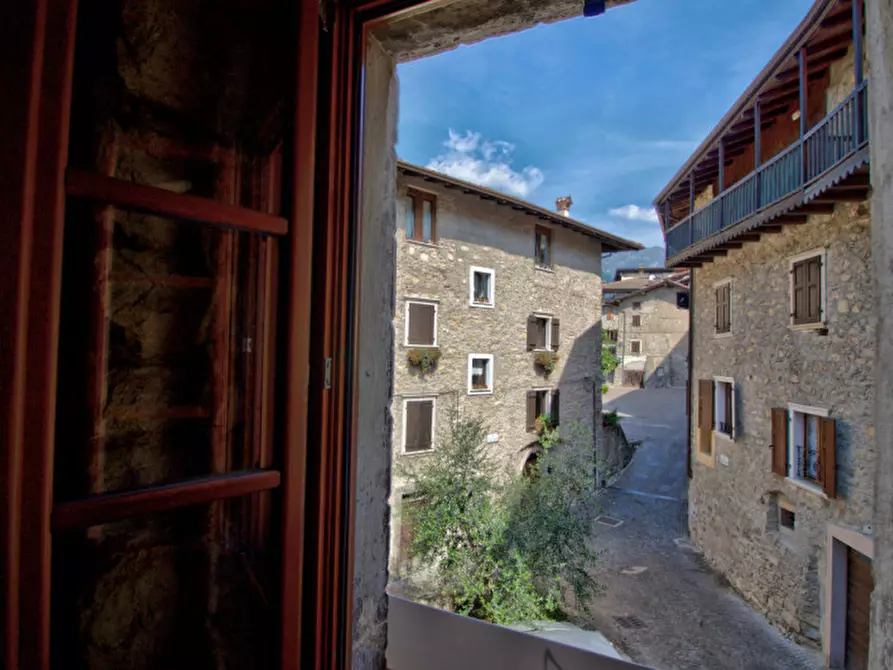 Immagine 11 di Appartamento in vendita  in Via Brocchetti a Tenno