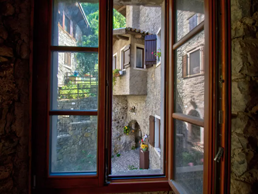 Immagine 13 di Appartamento in vendita  in Via Brocchetti a Tenno