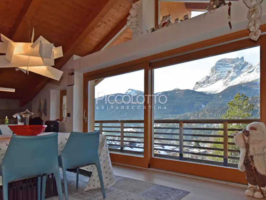 Immagine 2 di Attico in vendita  in via Belvedere a San Vito Di Cadore