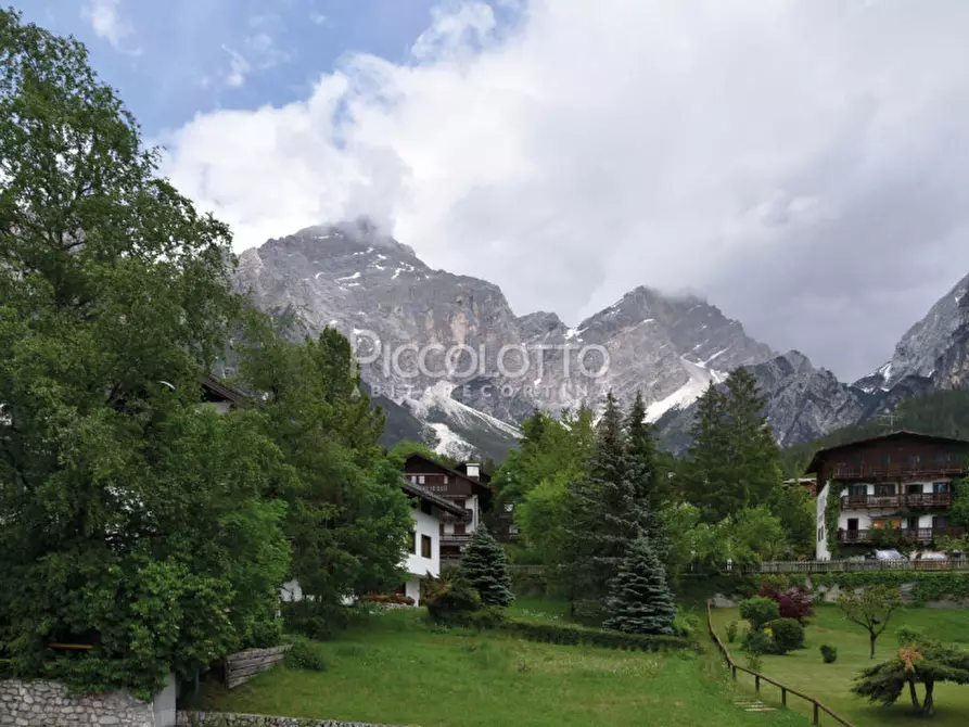 Immagine 11 di Attico in vendita  in via Belvedere a San Vito Di Cadore