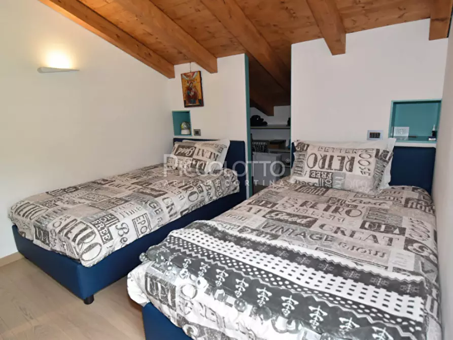 Immagine 17 di Attico in vendita  in via Belvedere a San Vito Di Cadore
