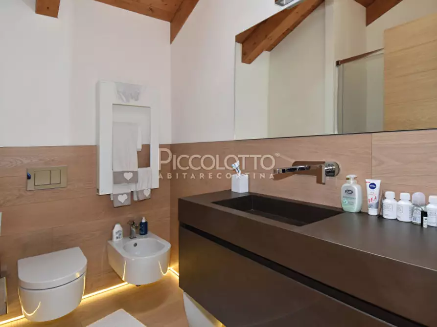 Immagine 18 di Attico in vendita  in via Belvedere a San Vito Di Cadore