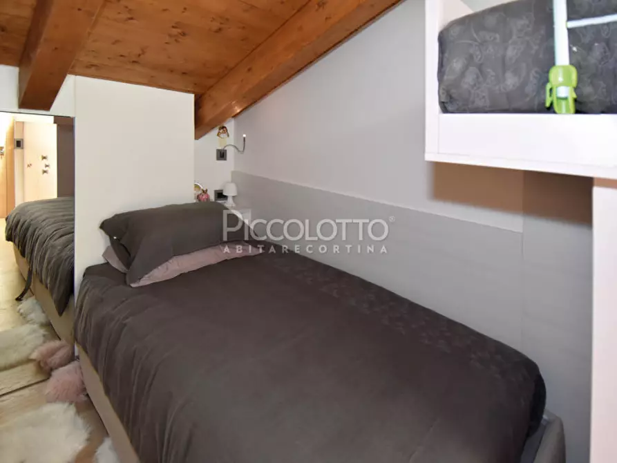 Immagine 19 di Attico in vendita  in via Belvedere a San Vito Di Cadore