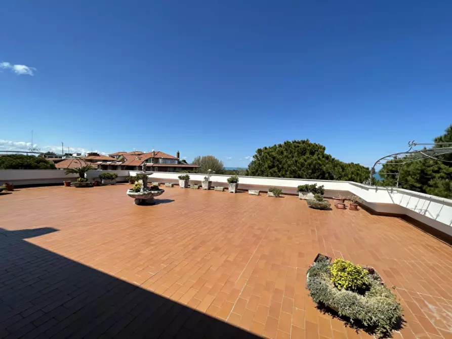 Immagine 14 di Attico in vendita  in Borgo Rodi a Ancona