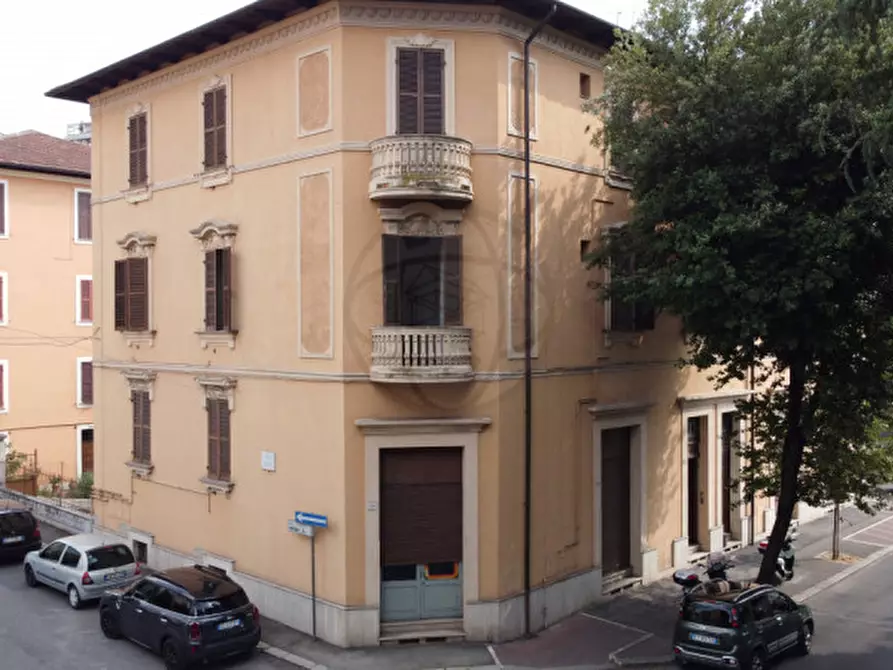 Immagine 1 di Palazzo in vendita  in Via Lungonera Savoia a Terni