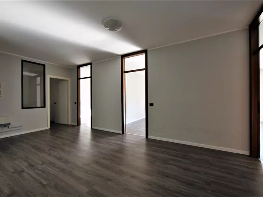 Immagine 2 di Ufficio in vendita  a Limena