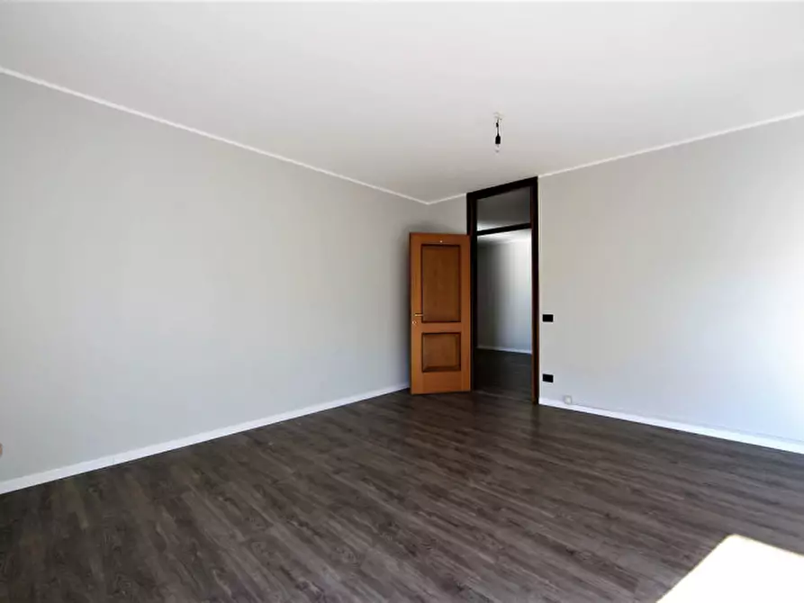 Immagine 7 di Ufficio in vendita  a Limena