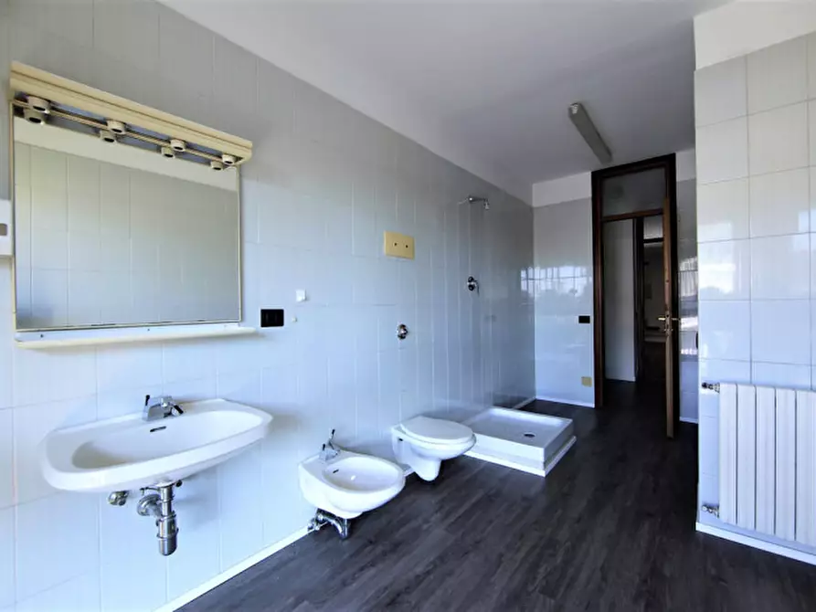 Immagine 10 di Ufficio in vendita  a Limena