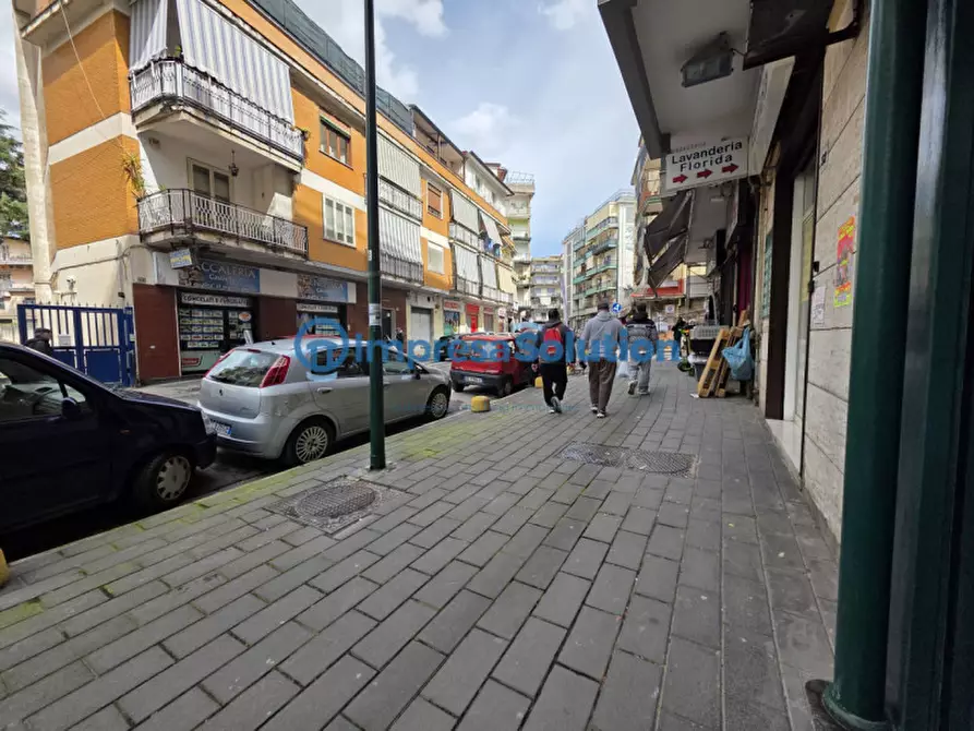 Immagine 3 di Negozio in affitto  in Via Niccolò Garzilli a Napoli