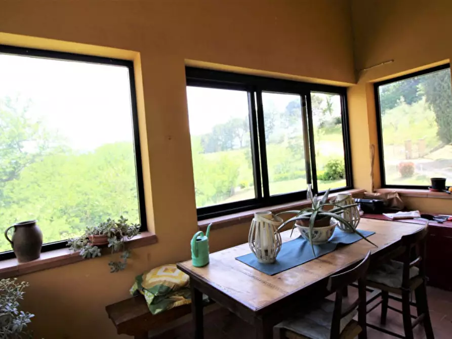 Immagine 22 di Villa in vendita  in pestello a Montevarchi