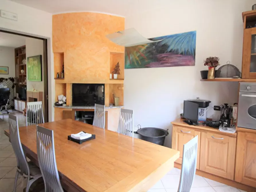 Immagine 49 di Villa in vendita  in pestello a Montevarchi