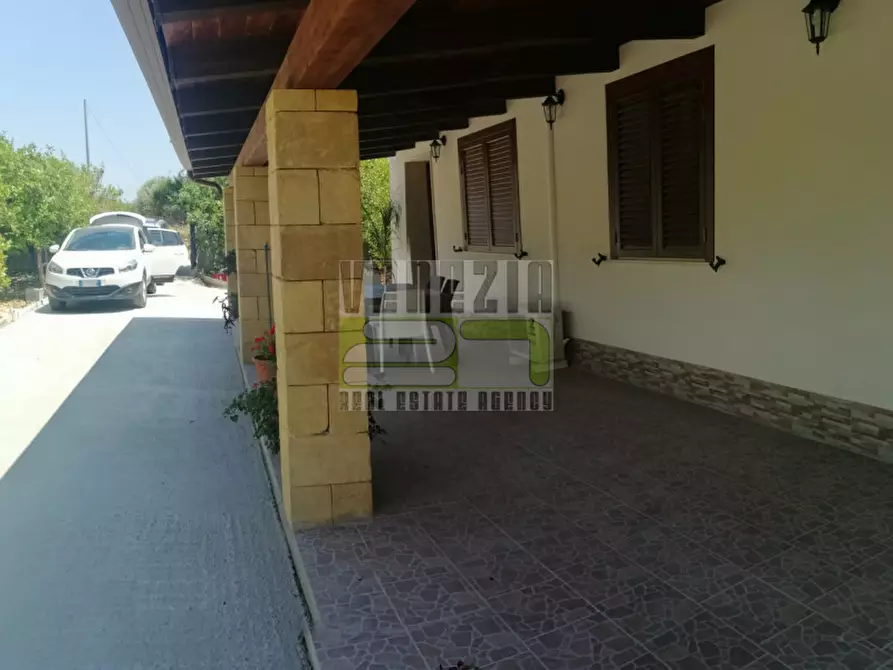 Immagine 20 di Villa in affitto  in contrada Fiumara a Avola