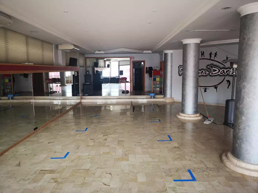 Immagine 13 di Negozio in affitto  in Via giustino Fortunato a Eboli