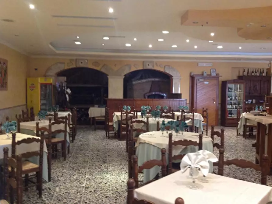 Immagine 14 di Hotel in vendita  in via anticolana a Anagni