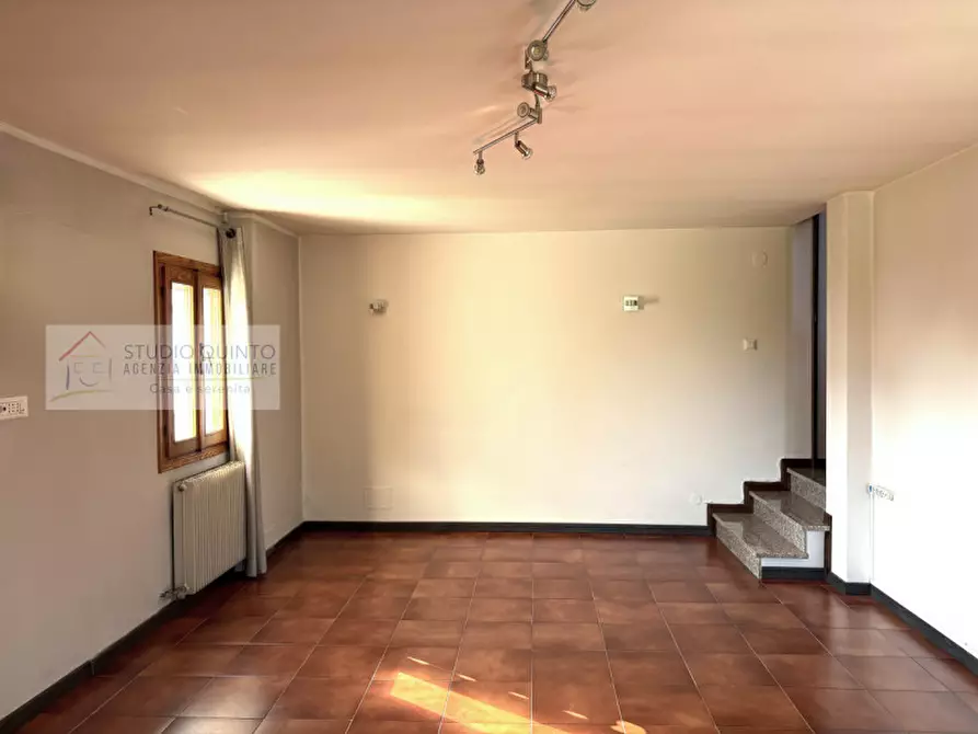 Immagine 10 di Casa bifamiliare in vendita  a Quinto Di Treviso