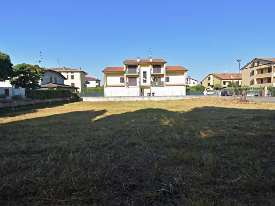 Immagine 2 di Terreno in vendita  in via Libero Grassi a Torrile
