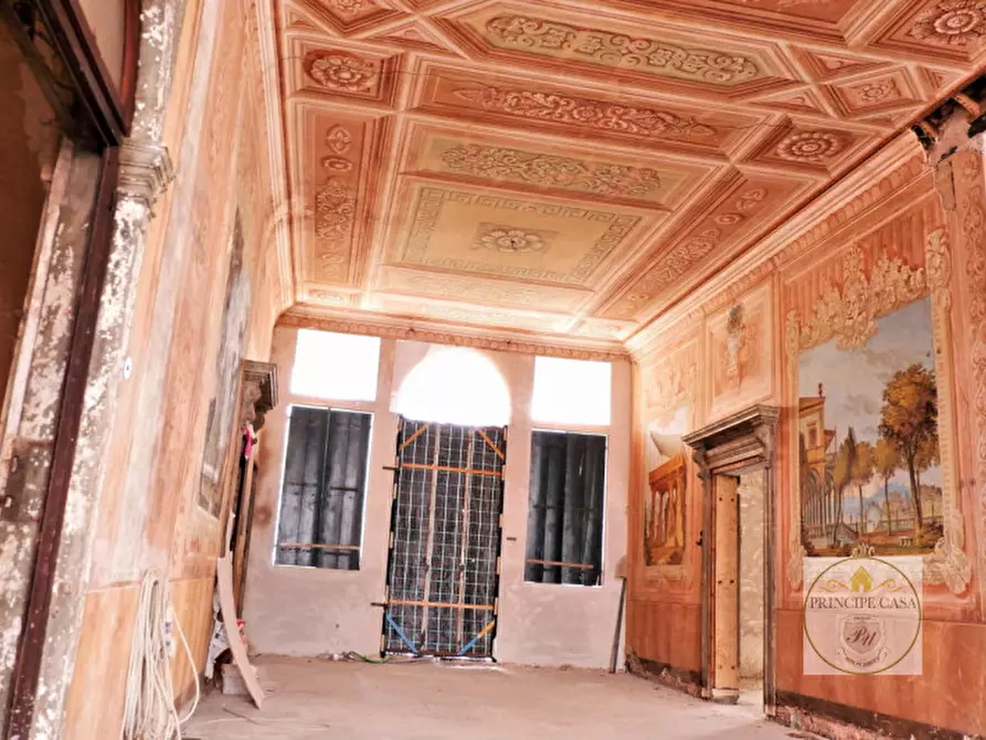 Immagine 16 di Palazzo in vendita  in Piazza Maggiore, 20 a Este