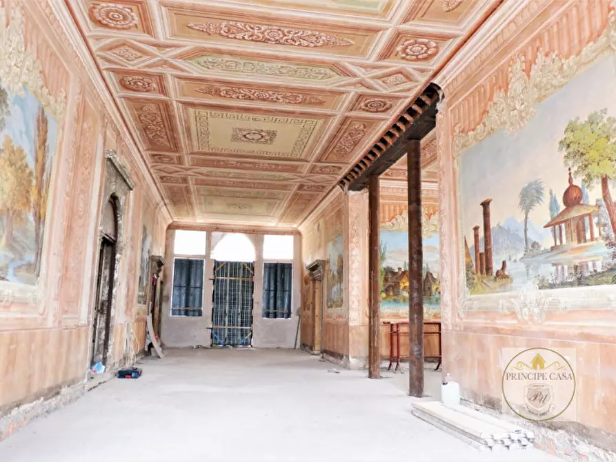 Immagine 17 di Palazzo in vendita  in Piazza Maggiore, 20 a Este