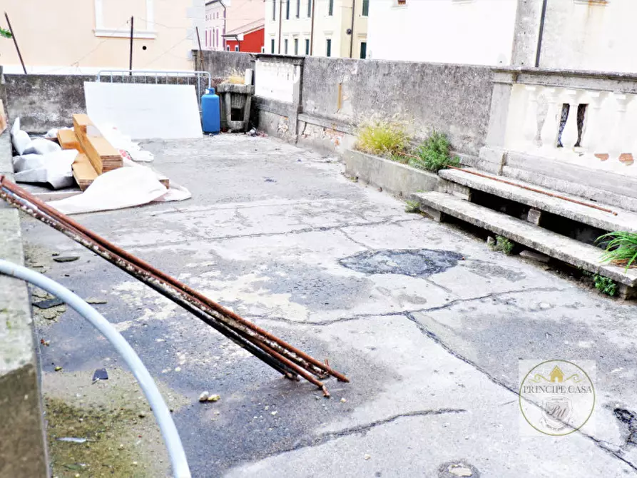 Immagine 23 di Palazzo in vendita  in Piazza Maggiore, 20 a Este
