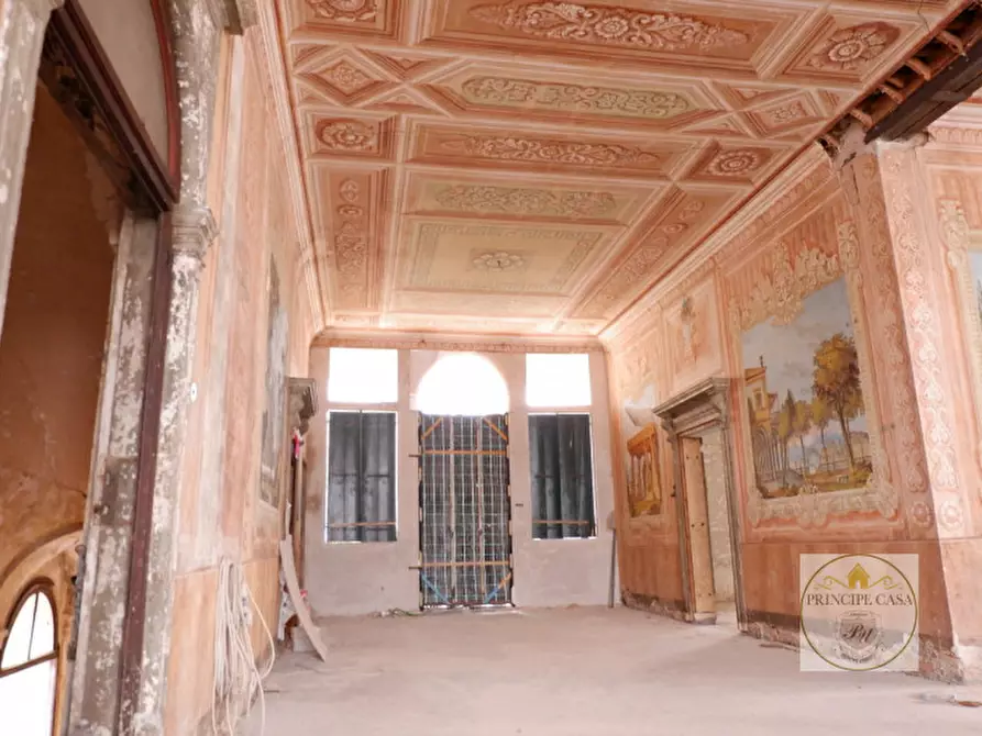 Immagine 31 di Palazzo in vendita  in Piazza Maggiore, 20 a Este