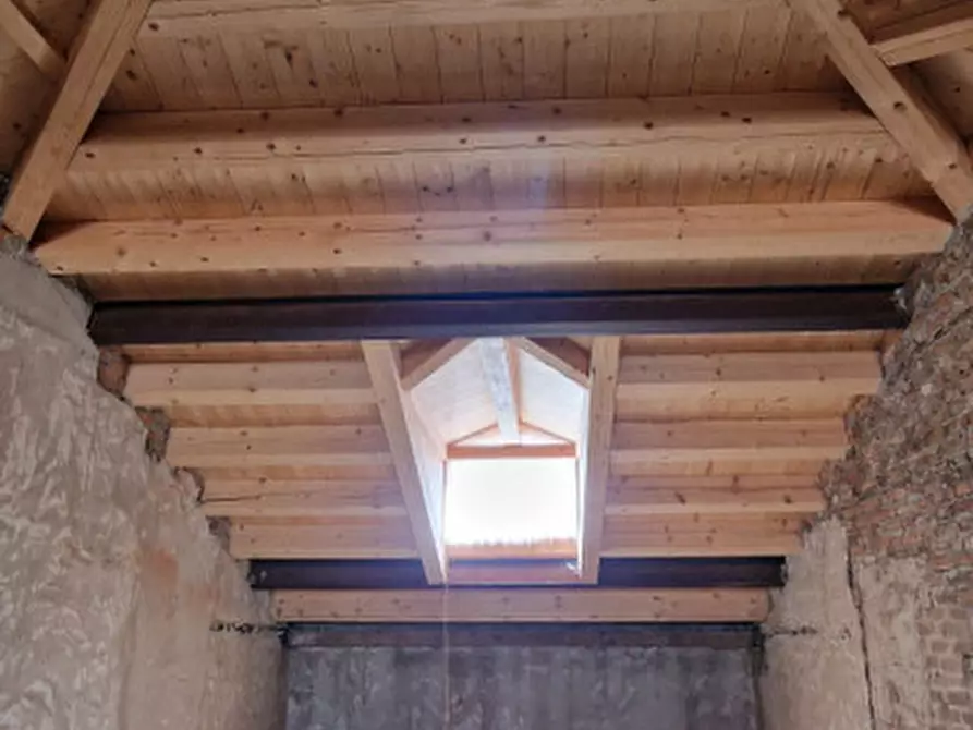 Immagine 58 di Palazzo in vendita  in Piazza Maggiore, 20 a Este