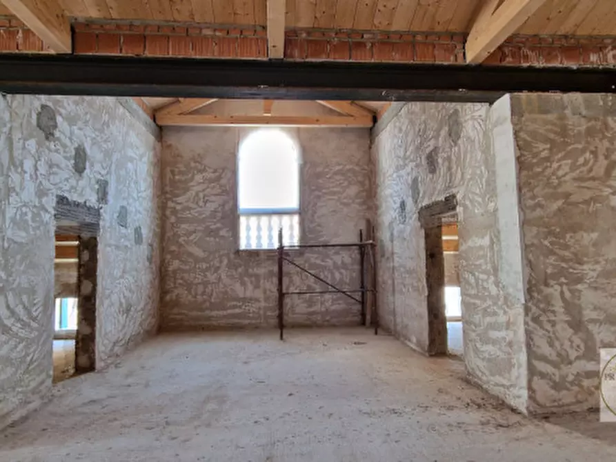 Immagine 60 di Palazzo in vendita  in Piazza Maggiore, 20 a Este