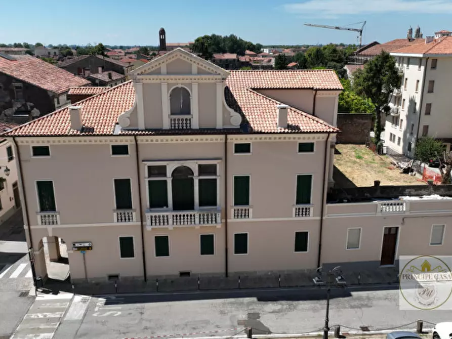 Immagine 66 di Palazzo in vendita  in Piazza Maggiore, 20 a Este