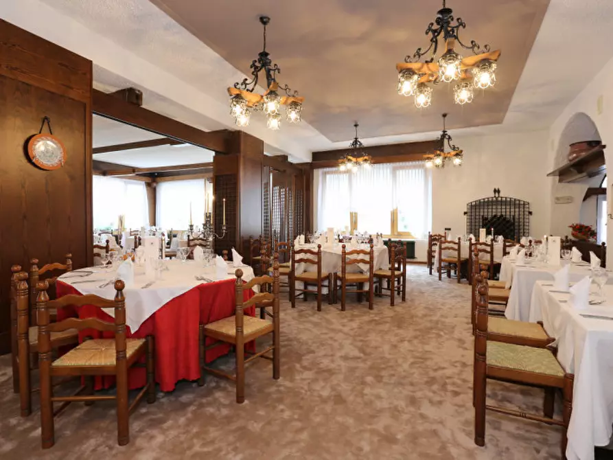 Immagine 8 di Hotel in vendita  in Piazza San Vigilio a Spiazzo