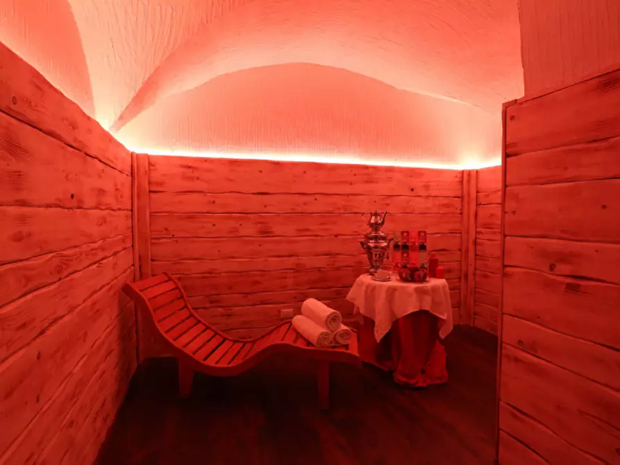 Immagine 21 di Hotel in vendita  in Piazza San Vigilio a Spiazzo