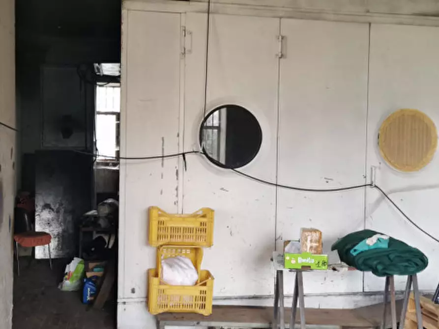 Immagine 4 di Laboratorio in vendita  in contrada Scalera a Filiano