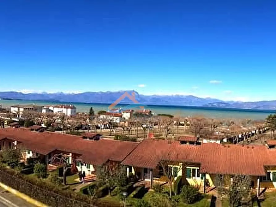 Immagine 2 di Appartamento in affitto  in Via Goldoni 8 a Peschiera Del Garda