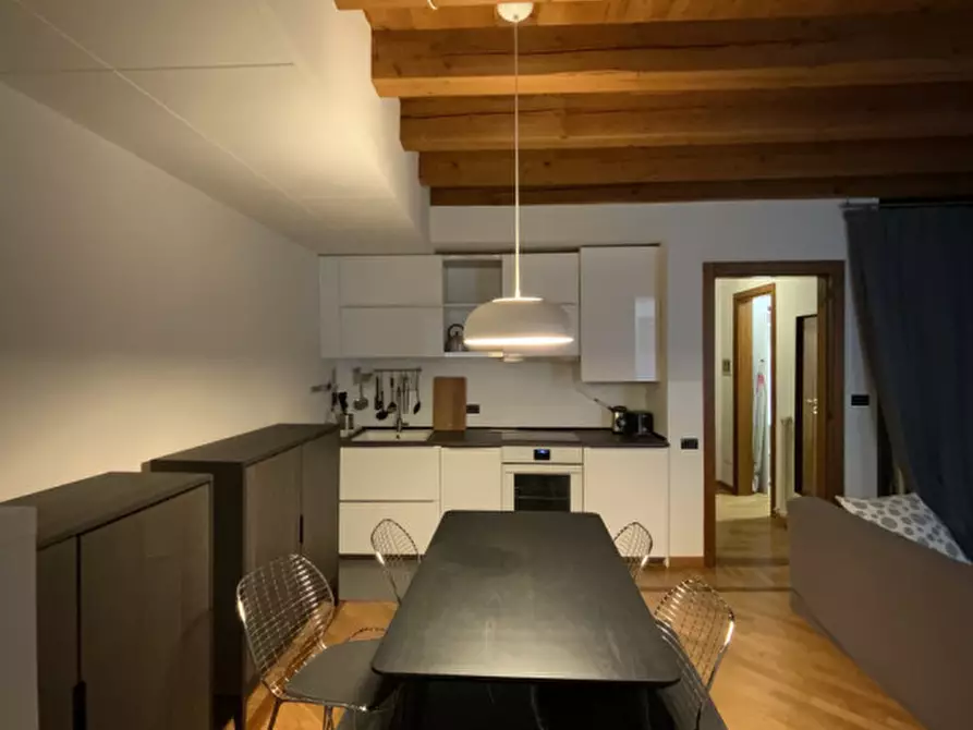 Immagine 2 di Appartamento in affitto  in piazza delle erbe a Vicenza