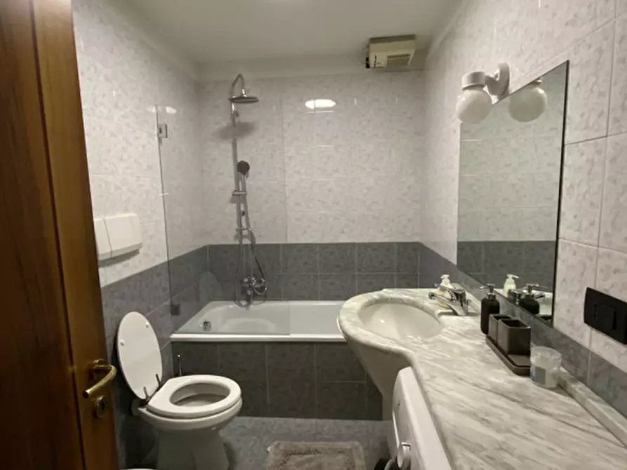 Immagine 9 di Appartamento in affitto  in piazza delle erbe a Vicenza