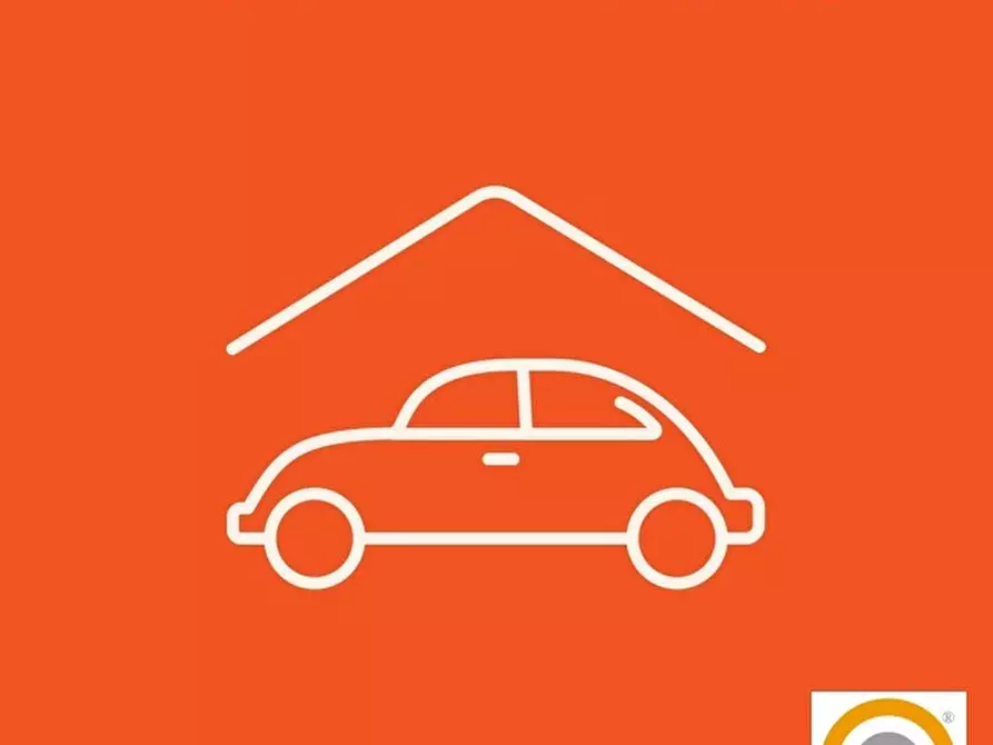 Immagine 2 di Garage in vendita  a Bassano Del Grappa