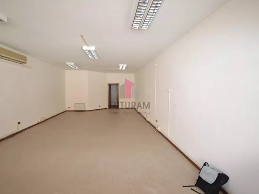 Immagine 6 di Negozio in affitto  in via san zeno 11 a Veggiano