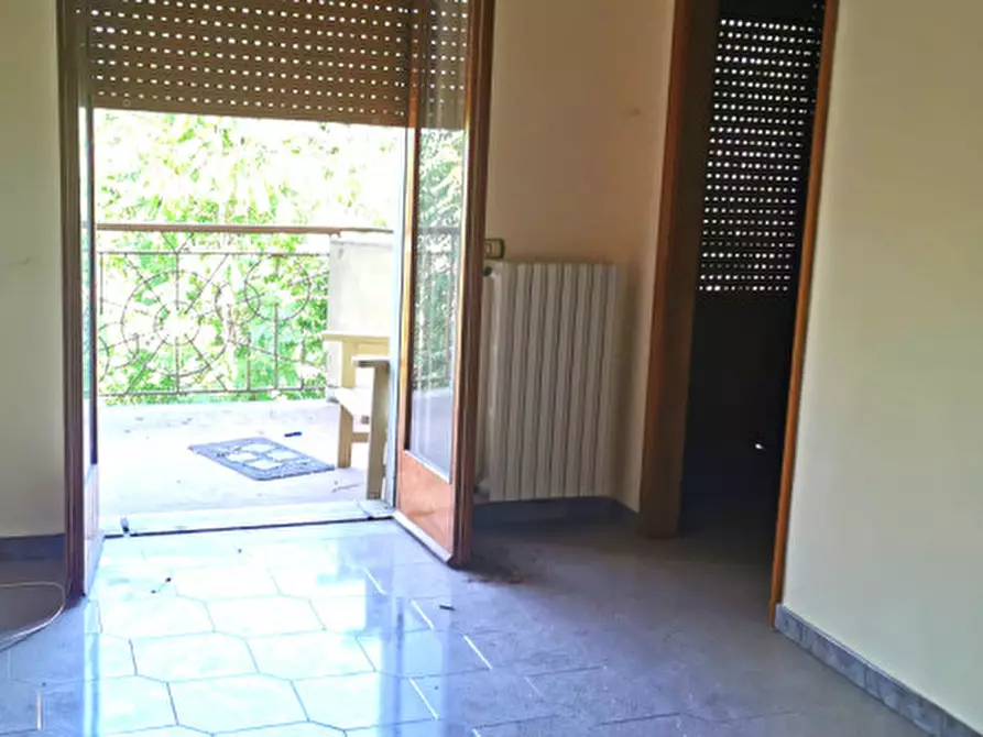 Immagine 3 di Appartamento in vendita  in Via Orto dei Monaci a Moliterno