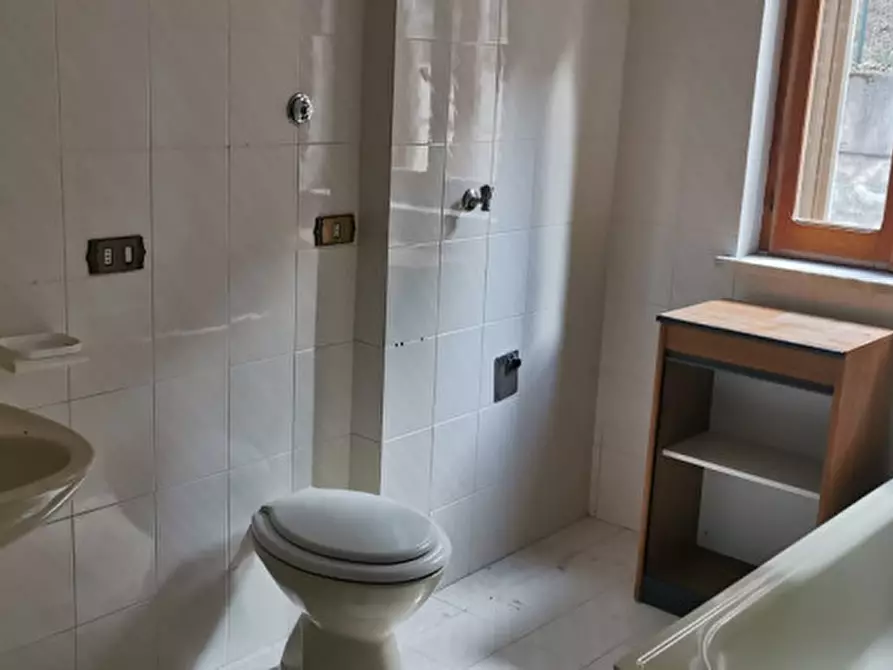 Immagine 8 di Appartamento in vendita  in Via Orto dei Monaci a Moliterno