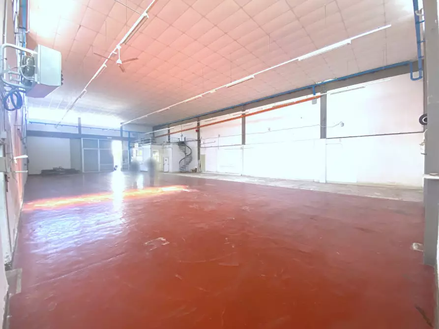 Immagine 1 di Capannone industriale in affitto  in VIALE BOVIO a Cesena