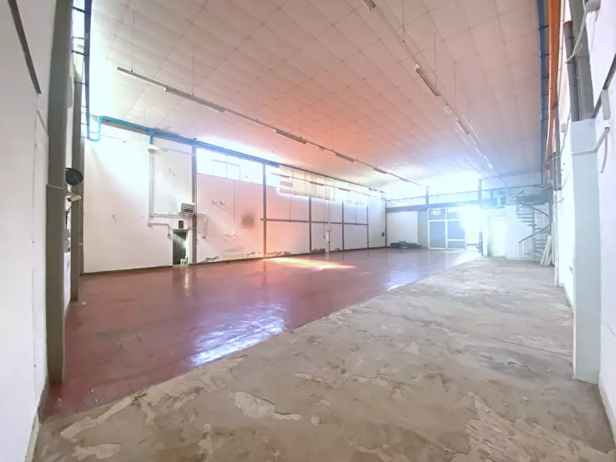 Immagine 2 di Capannone industriale in affitto  in VIALE BOVIO a Cesena