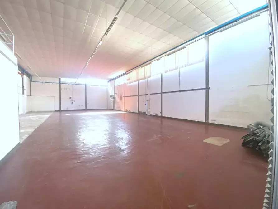 Immagine 3 di Capannone industriale in affitto  in VIALE BOVIO a Cesena