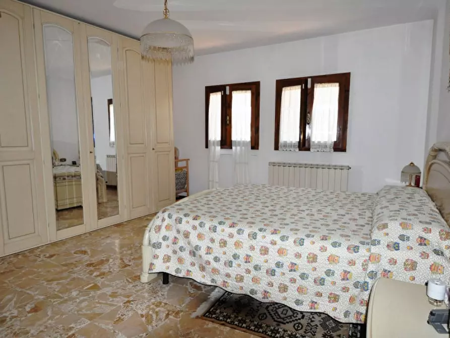 Immagine 5 di Appartamento in vendita  a Terranuova Bracciolini