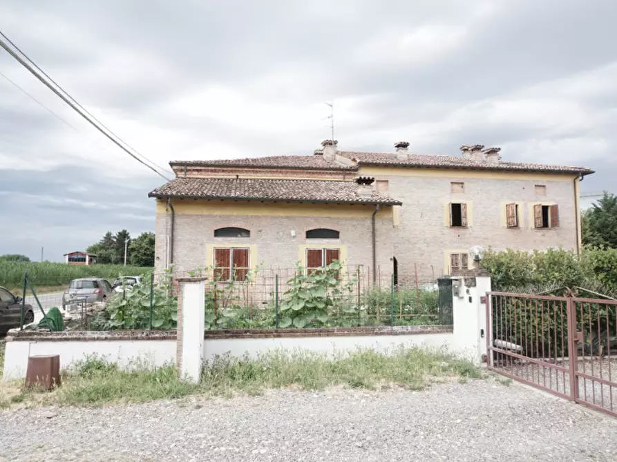 Immagine 3 di Appartamento in vendita  in Via grazia cavanna, 68 a Sissa Trecasali