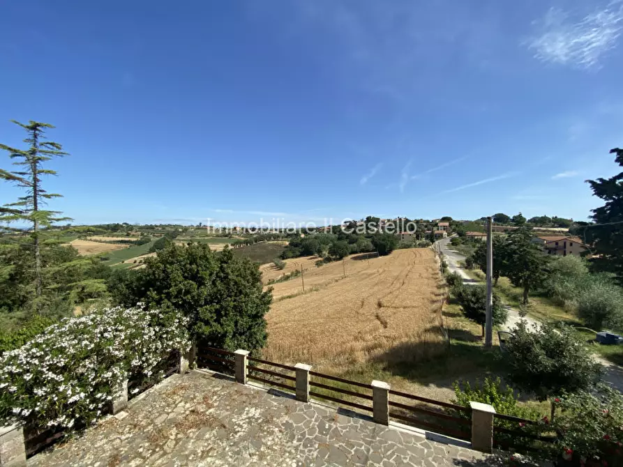 Immagine 21 di Casa indipendente in vendita  in sp304 a Castiglione Del Lago