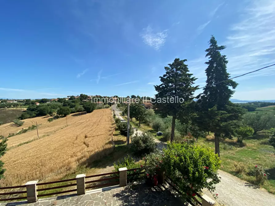 Immagine 22 di Casa indipendente in vendita  in sp304 a Castiglione Del Lago