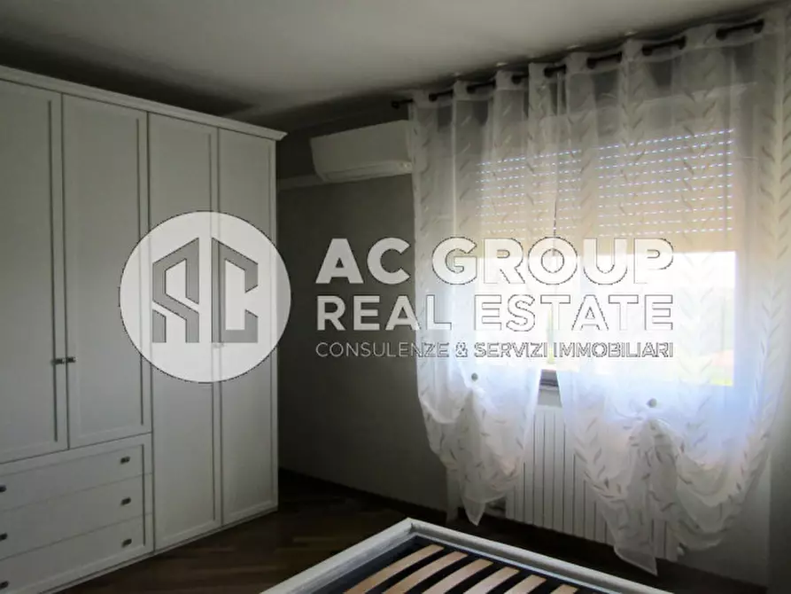 Immagine 12 di Camera in affitto  in Via Leonardo da Vinci a Saronno