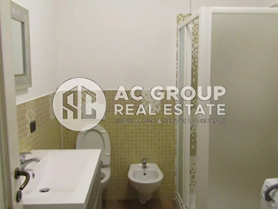 Immagine 17 di Camera in affitto  in Via Leonardo da Vinci a Saronno